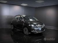 Usata Lancia Ypsilon Gold 69 CV (50 kW) 2022 Nero Utilitaria