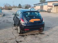 Usata Lancia Ypsilon Silver 95 CV (69 kW) 2017 Blu Utilitaria