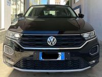 Usata VW T-Roc 150 CV (110 kW) 2018 Nero SUV