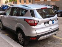 Usata Ford Kuga 120 CV (88 kW) 2017 Grigio SUV