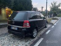 Usata Opel Zafira 2009 Nero Monovolume