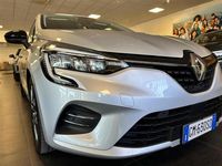 Occasion Renault Clio V Evolution 101 ch (74 kW) 2023 Gris Berline