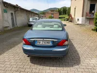 Usata Jaguar X-type 230 CV (169 kW) 2001 Verde Berlina
