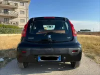 Usata Peugeot 107 Access 68 CV (50 kW) 2010 Nero Utilitaria
