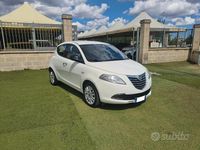 Usata Lancia Ypsilon Gold 95 CV (69 kW) 2012 Bianco Utilitaria