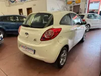 Usata Ford Ka Titanium 69 CV (50 kW) 2012 Bianco Utilitaria