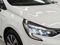 Usata Renault Clio Equilibre 101 CV (74 kW) 2023 Grigio Utilitaria