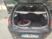 Usata Alfa Romeo 147 105 CV (77 kW) 2008 Nero Utilitaria