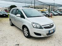 usata Opel Zafira 1.6 metano 7 posti 2012