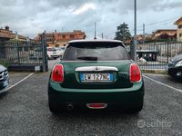 Usata Mini Cooper D 116 CV (85 kW) 2014 Verde Utilitaria
