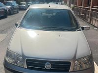 Usata Fiat Punto 75 CV (55 kW) 2005 Grigio Utilitaria