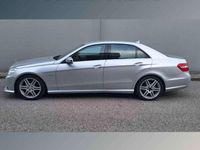 Usata Mercedes E220 Avantgarde 170 CV (125 kW) 2011 Argento brillante Berlina
