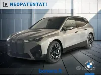 Nuova BMW iX Comfort Edition 239 kW (326 CV) 2025 Oxide grey metallizzato SUV