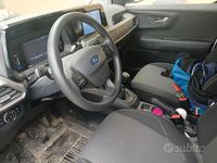 Usata Ford Transit 100 CV (73 kW) 2024 Bianco SUV