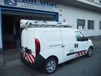 Usata Fiat Doblò 120 CV (88 kW) 2018 Bianco Monovolume