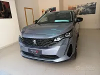 Usata Peugeot 3008 Allure 131 CV (96 kW) 2022 Grigio SUV