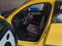 Begagnad Renault Twingo 90 HK (66 kW) 2015 Halvkombi