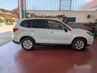 Usata Subaru Forester Style 147 CV (108 kW) 2018 Bianco SUV