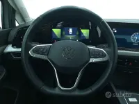 Usata VW Golf VIII Life 116 CV (85 kW) 2023 Grigio Station wagon