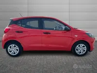 Usata Hyundai i10 Advanced Plus 66 CV (48 kW) 2020 Rosso Utilitaria