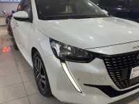 Usata Peugeot 208 Allure 102 CV (75 kW) 2020 Bianco Utilitaria