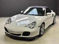 Usata Porsche 911 420 CV (308 kW) 2004 Bianco Cabrio