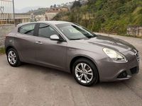 Usata Alfa Romeo Giulietta Exclusive 170 CV (125 kW) 2012 Grigio Utilitaria
