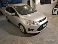 Usata Ford C-MAX Titanium 125 CV (91 kW) 2011 Grigio Monovolume