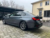 Usata BMW 320e Sport Line 190 CV (139 kW) 2022 Grigio Berlina