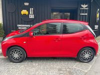 Usata Toyota Aygo Cool 69 CV (50 kW) 2016 Rosso Utilitaria