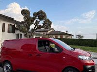 Usata Opel Vivaro 120 CV (88 kW) 2020 Rosso Monovolume