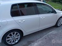 Usata VW Golf VI 140 CV (102 kW) 2011 Bianco Utilitaria