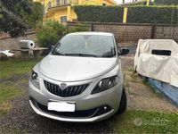 Usata Lancia Ypsilon Silver 69 CV (50 kW) 2021 Grigio Utilitaria