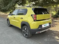 Usata Fiat Grande Panda La Prima 83 kW (113 CV) 2025 Giallo Utilitaria