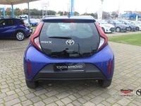 Gebraucht Toyota Aygo X Active 72 PS (52 kW) 2025 Blau SUV