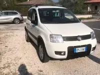 Usado Fiat Panda 4x4 Climbing 75 CV (55 kW) 2012 Blanco Utilitario