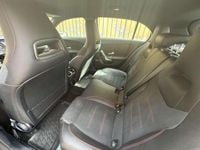 Usata Mercedes A180 Premium 116 CV (85 kW) 2019 Grigio Berlina