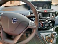 Usata Lancia Ypsilon 70 CV (51 kW) 2024 Rosso Utilitaria