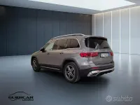 Usata Mercedes GLB200 Premium 150 CV (110 kW) 2023 Grigio SUV