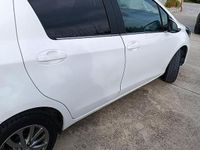 Usata Toyota Yaris 90 CV (66 kW) 2017 Bianco Utilitaria