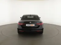 Begagnad Alfa Romeo Giulia Executive 160 HK (117 kW) 2020 Svart Sedan