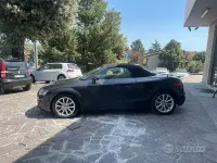 Usata Audi TT Roadster Advanced 170 CV (125 kW) 2011 Grigio Cabrio