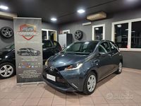 Usata Toyota Aygo 69 CV (50 kW) 2015 Grigio Utilitaria