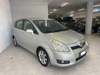 Usata Toyota Corolla Verso Sol 136 CV (100 kW) 2009 Grigio Monovolume