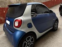 Usata Smart ForTwo Cabrio Exclusive 71 CV (52 kW) 2018 Blu Cabrio