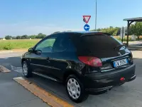 Usata Peugeot 206 68 CV (50 kW) 2005 Nero Berlina