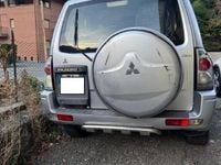 Usado Mitsubishi Pajero 160 CV (117 kW) 2005 Gris SUV