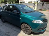 Usata Lancia Ypsilon Gold 69 CV (50 kW) 2018 Verde Utilitaria