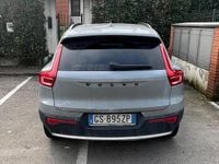 Usata Volvo XC40 129 CV (94 kW) 2024 Grigio SUV