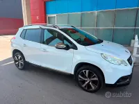 Usata Peugeot 2008 99 CV (72 kW) 2016 Bianco SUV